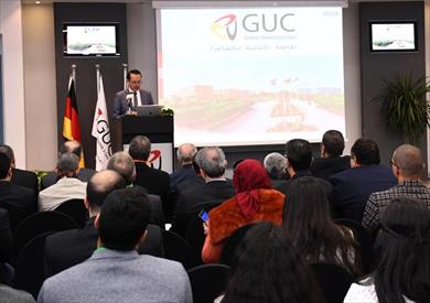 أشرف منصور رئيس الجامعة الألمانية